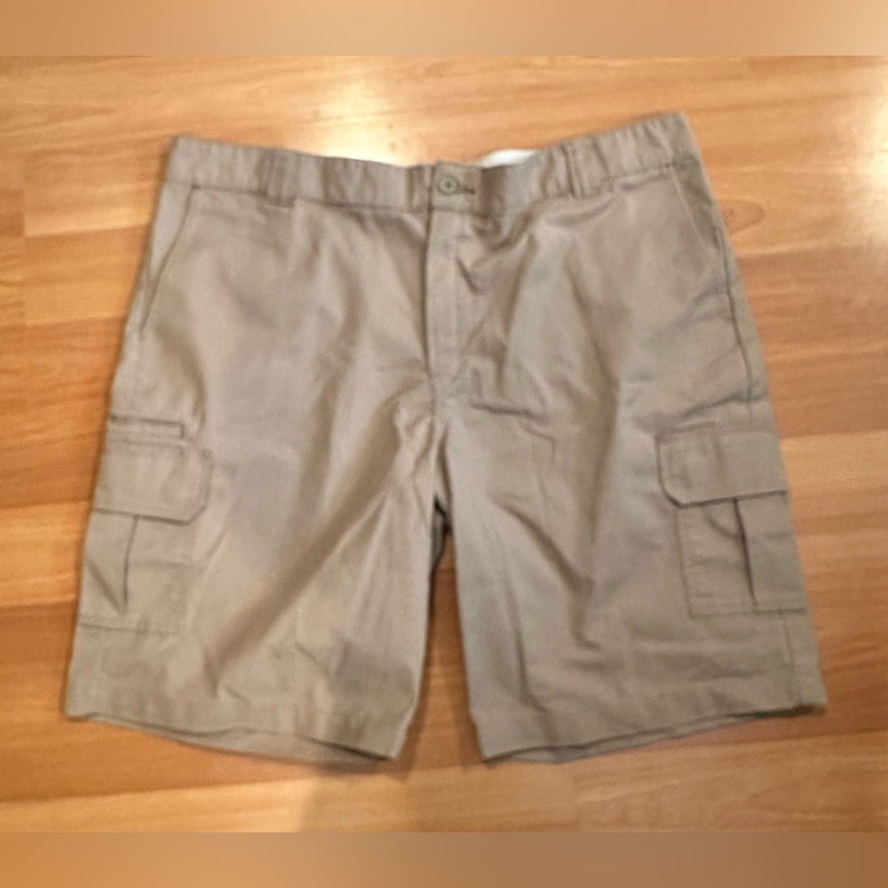 NWOT Dickies Mens Cargo Shorts Khaki/Tan Flat Front Size 44 Belt Loops - Picture 2 of 9